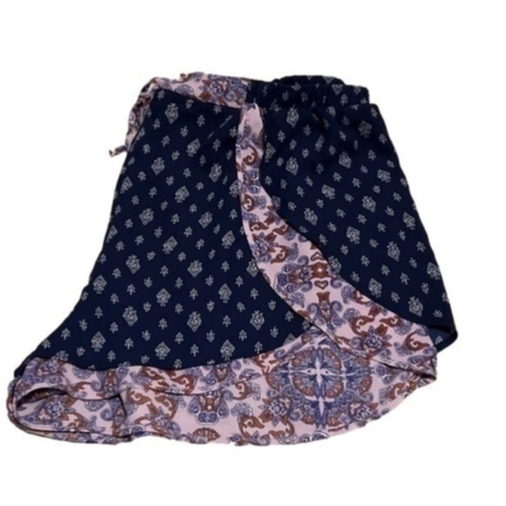 Women’s Purple Paisley Pull On Shorts